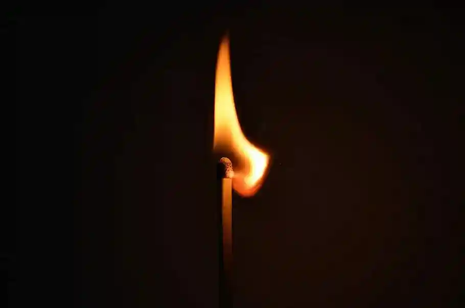 6 way to light a candle without a lighter No lighter No problems